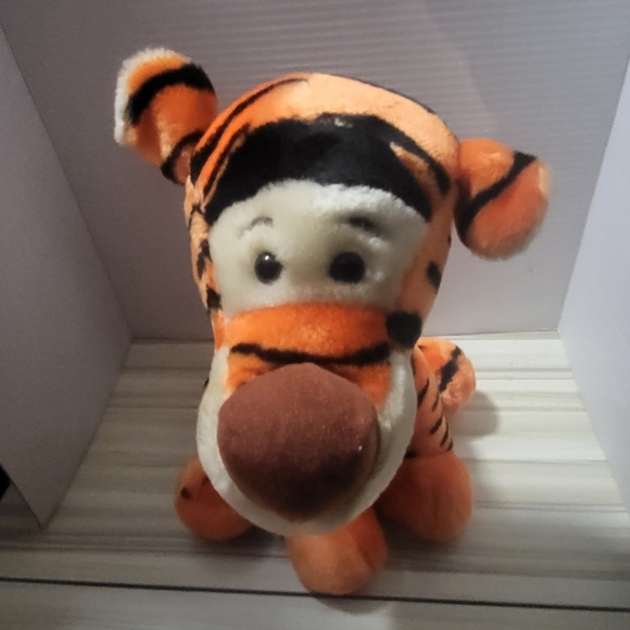 Vintage 14" TIGGER PLUSH Walt Disney Theme Park Winnie the Pooh Disneyland - Picture 3 of 9